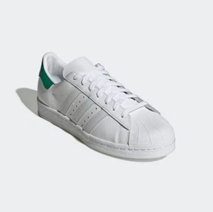 Neu Herren Adidas Originals Superstar 82 IG8656 WEISS/GRÜN US M 5-10 TAKSE - Bild 1 von 5
