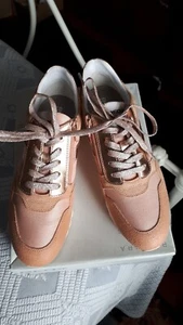 GEOX RESPIRA TABELYA Wildleder- und Netz-Trainer Größe 6 (39) - Bild 1 von 9