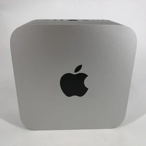Mac Studio Silver 2022 3,2 GHz M1 Max 10 cœurs CPU 24 cœurs GPU 32 Go 512 Go SSD - Photo 1/8