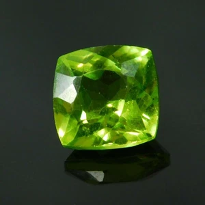 Peridot Green 10 Carat Natural Loose Gemstone 11 MM Cushion Cut Jwelery Making - Picture 1 of 5