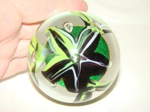 Vintage A. JABLONSKI Signed Black Floral Crystal POLAND ART PAPERWEIGHT - Picture 1 of 7