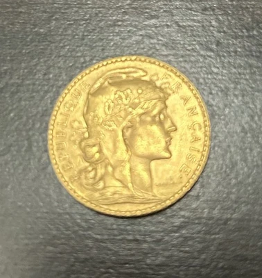 GOLD French 20 Franc con dated 1908 w/Rooster reverse  6.4 grams GOLD - Image 1 of 4