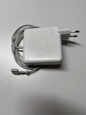 Apple MacBook A1424 Magsafe 2 Ladegerät Netzteil 85 W Watt - Bild 1 von 2