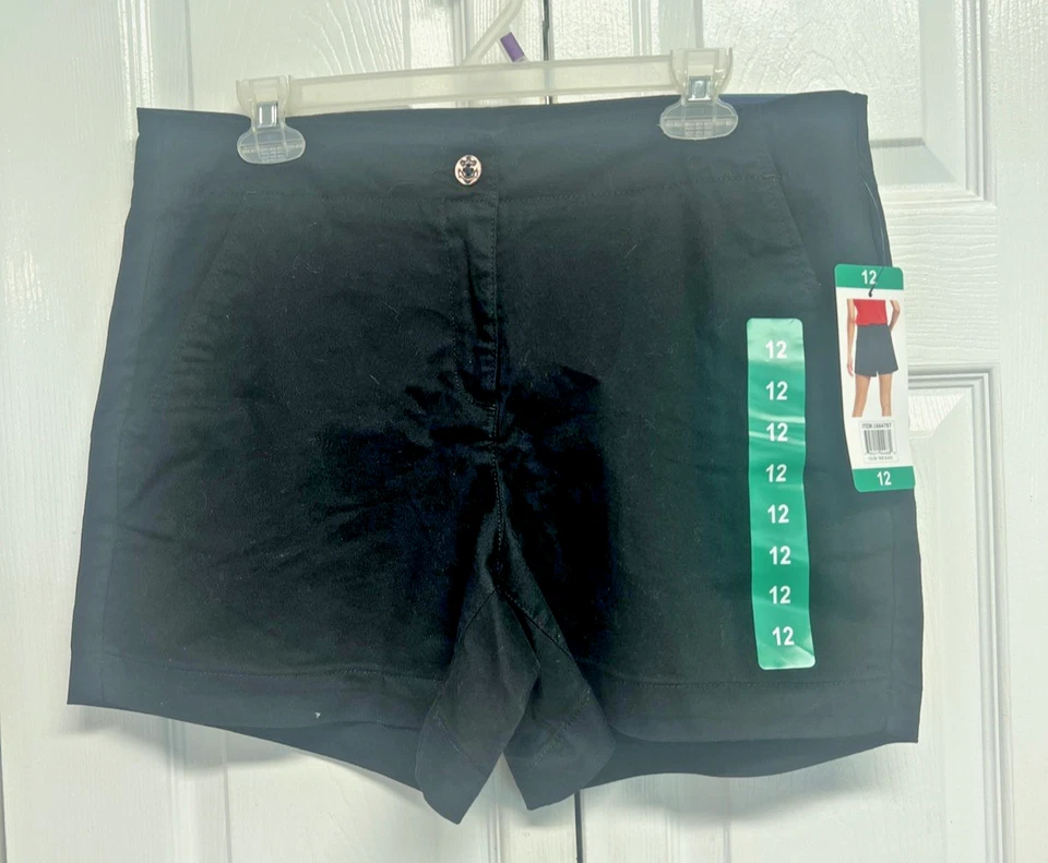 Nautica Ladies' Twill Short Black 12