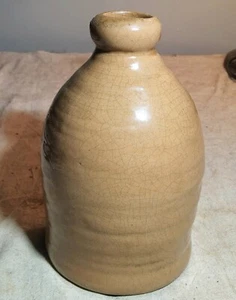 VINTAGE GLAZED POTTERY CROCK JUG BROWN COLORING MEASURES 6" TALL x 3 & 3/4" BASE - Picture 1 of 7