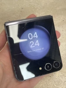 Galaxy Flip 5 Gray - Zdjęcie 1 z 7