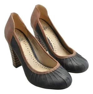 Very Volatile Brown & Black Leather Pumps 6 M - Picture 1 of 7