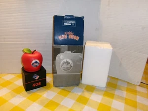 New York METS Home Run Apple Bank / Citi Field Promo Stadium Giveaway 2010 BOX - Picture 1 of 14