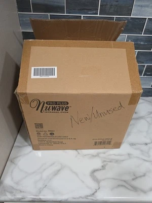 Nuwave Pro Plus Infrarot Backofen - Modell 20601 - Amber Dome - Neu Open Box - Bild 1 von 4