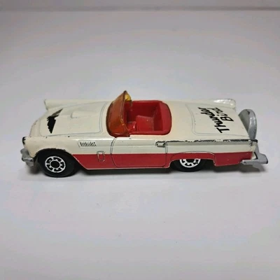 Ford Thunderbird 1982 Matchbox 1957 convertible rojo y blanco 1:64 diecast vintage Foto 1 de 4