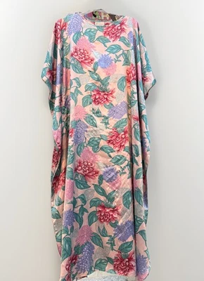 VTG California Dynasty Mumu Kaftan Womens One Size Pink Floral Lounge 90s USA - Image 1 of 4