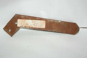1981-1982 Corvette NOS Right Hand Headlight Door Control Stop Bracket GM14018946 - Picture 1 of 2