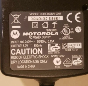 Motorola AC Power Supply DCH4-050MV-0301 Wall Cell Phone Charger, 5V 850mA - Zdjęcie 1 z 4