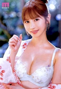 Foto cruda Ono Rikka Moodyz actriz adulta Av 20250501 - Imagen 1 de 2