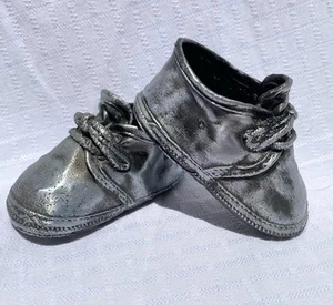 Vtg Keepsake Bronzed Silver Metal Dip 3 1/2” Baby Infant First Shoes Pair - Picture 1 of 9