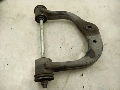 01-07 BRAZO DE CONTROL SUPERIOR DERECHO PASAJERO DELANTERO TOYOTA SEQUOIA 4X4 Foto 1 de 4