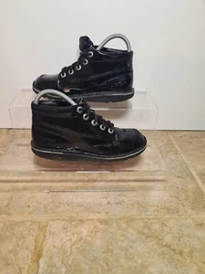 Kickers Stiefel EU 37 UK 4,5 Schwarz Lackleder Schulschuhe Xmas Kickers - Bild 1 von 12
