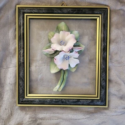RARE Carlo Savastano Capodimonte Italian Hand Made Porcelain Brooches Vintage - Image 1 of 4