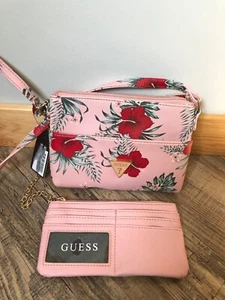 NWT Guess Pink Floral Crossbody W/Matching Wallet - Picture 1 of 9