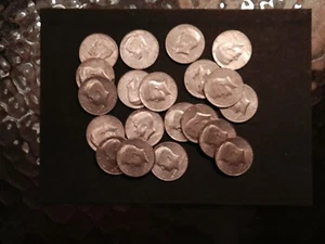 20x 1776-1976 Bicentennial Kennedy Half Dollar Coins (=1 Roll) - Picture 1 of 2
