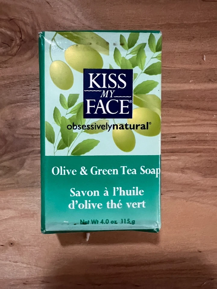 Jabón en barra de té verde y oliva "NUEVO" Kiss My Face - barra de 4,0 oz Foto 1 de 3