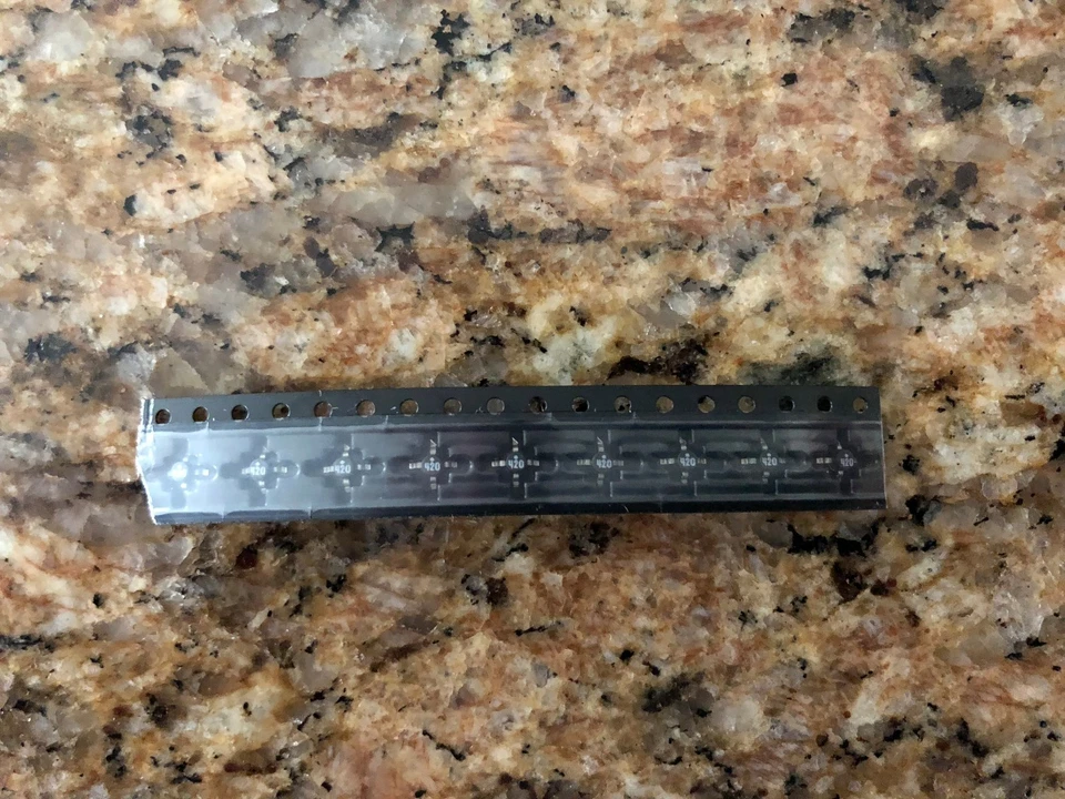 9 uds. Transistor bipolar de potencia media Agilent Technologies AT-42086-BLK 6 GHz Foto 1 de 1