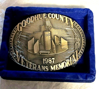 Solid Brass Belt Buckle Goodhue County Veterans Memorial 1987 In Box Red Wing MN - Image 1 of 4