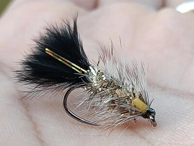 WET YOUR FLY 3 x schwarz und gold Humongous Größe 12 ohne Widerhaken (Minigröße)