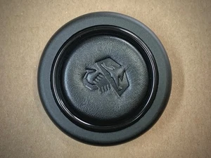 Leder Hupenknopf Leather Horn Button for MOMO Abarth 500 600 124 850 Spider A112 - Picture 1 of 3