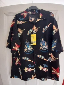 Fender By Da Vinci Shirt XXL Black Short Sleeve All Over Print Guitar Lady - Picture 1 of 6