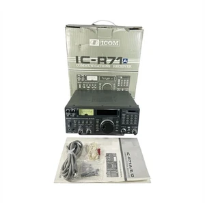 Icom IC-R71A Ham Radio Communications Receiver with FL-30 & FL-70 Filters - Picture 1 of 21