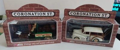 LLedo Model Set Morris Minor  And Horse Drawn Coronation St Newton and Ridley - Image 1 of 4