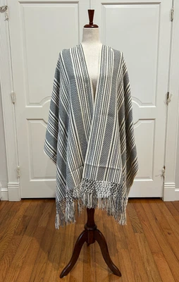 Traditional Mexican rebozo from Oaxca Mex. Mexican shawl,fringed vest!! - Image 1 of 4