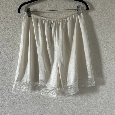 Pantalones de mascotas MMI de colección para mujer grandes tirar en delicado coqueta delicado forro elegante Foto 1 de 4