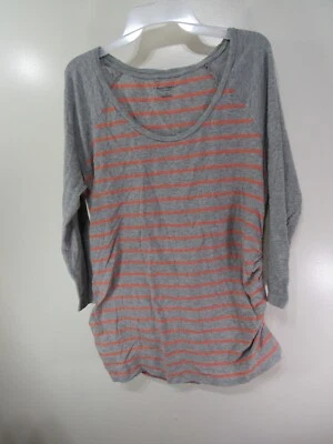 Blusa maternidade Liz Lange tamanho L cinza laranja listrada manga 3/4 laterais elásticas - Imagem 1 de 4