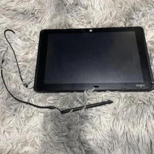 Fujitsu ARROWS Tab Q506/ME Windows 10 Tablet Japan - Picture 1 of 9