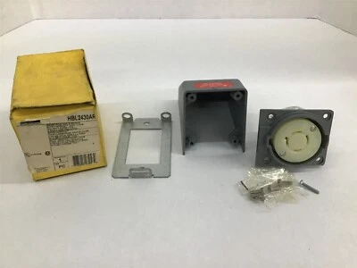 Cubierta de seguridad giratoria y bloqueo Hubbell HBL2430AR ángulo de receptáculo Foto 1 de 4