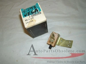 1971 – 76 Chevrolet Vega air-conditioning cutout switch at carb 3996265 NOS - Picture 1 of 1