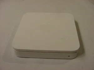 APPLE AIRPORT EXTREME BASE STATION WIRELESS ROUTER A1354 - NO POWER CORD - Picture 1 of 3