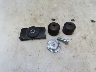 Ojales para tanque de gasolina Honda CB750C 750 1981 Foto 1 de 4