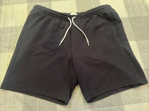 Pantalones cortos deportivos negros texturizados de ajuste regular para hombre H&M talla XL - Imagen 1 de 5