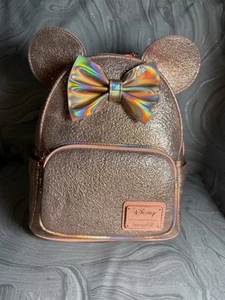 Mini Mochila Loungefly Disney Minnie Mouse Rosa Metálica - Imagen 1 de 7