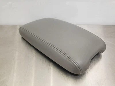 Toyota Land Cruiser 2007 07 2007 consola de piso central reposabrazos tapa gris  Foto 1 de 4