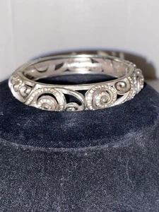 Brazalete Brazalete Brighton Filigrana Bisagras de Resorte Cierre Magnético Plateado - Imagen 1 de 7