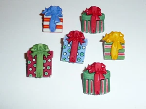 Regalos de Navidad cajas decoradas botones de vástago realistas de 1" papel y cintas 6 - Imagen 1 de 6