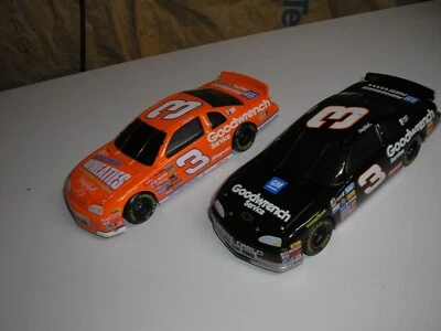 Lot of BWB 1998 Action 1/24 Dale Earnhardt Goodwrench & Wheaties #3 Chevy Banks - Image 1 of 4