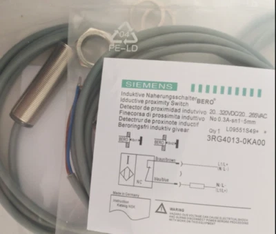 New SIEMENS 3RG4013-0KA00 Proximity Switch Sensor 3RG40130KA00 - Image 1 of 3