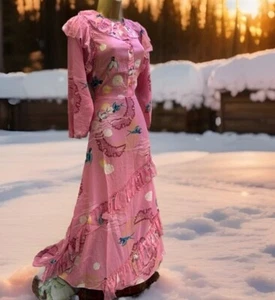 Hayley Menzies 100% Silk Long Dress Pink Frill Bird Print rrp£500 BNWT M - Picture 1 of 24
