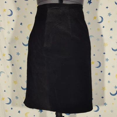 Vintage Eddie Bauer Black Suede Skirt | Size 6 - Image 1 of 4