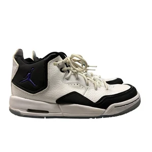 Nike Air Jordan Courtside 23 Jugend Größe 6Y Basketballschuhe Schwarz Weiß Sneaker - Bild 1 von 14